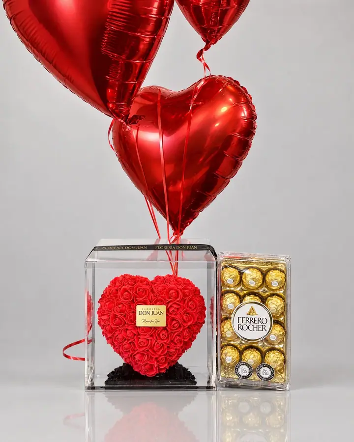 Combo corazón y Ferrero — Corazones de Florería Don Juan, fotografía studio — vista de frente