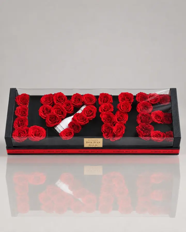 Elegante Love de 80 cm  en acetato — Cajas de lujo de Florería Don Juan, fotografía studio — vista de frente