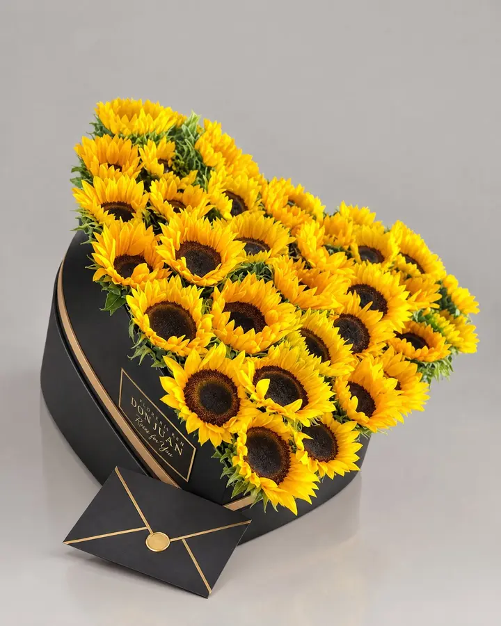 Corazón girasoles — Corazones de Florería Don Juan, fotografía studio