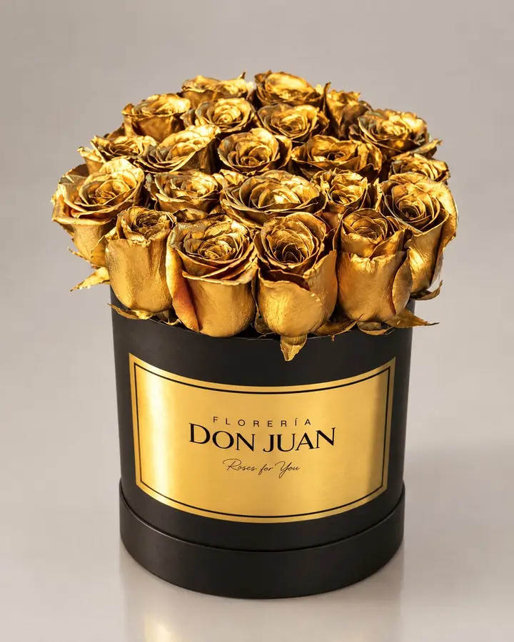 Cilindro en rosas baño dorado — Ramos y buchones de Florería Don Juan, fotografía studio