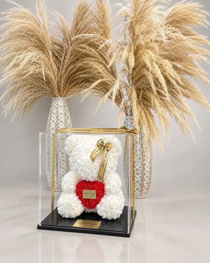 Oso blanco de 40 cm — Teddys y figuras de Florería Don Juan, fotografía studio