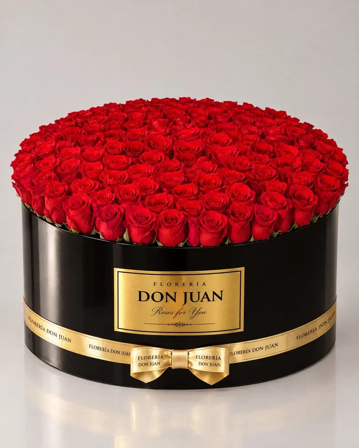 Ramo 300 rosas — Ramos y buchones de Florería Don Juan, fotografía studio — vista de frente