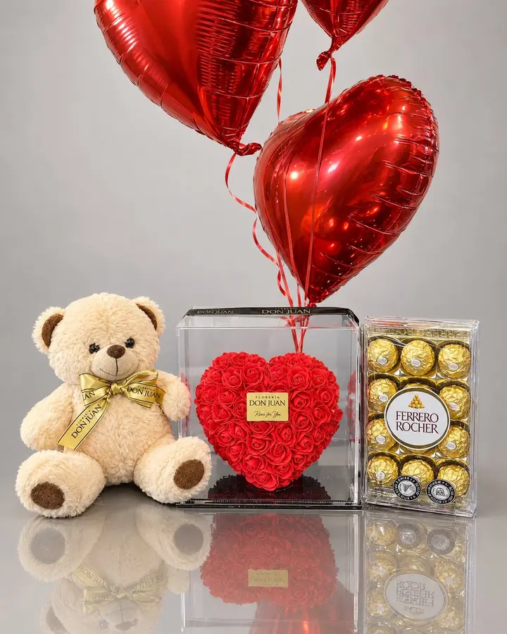 Combo corazón peluche y Ferreros — Combos de celebración de Florería Don Juan, fotografía studio
